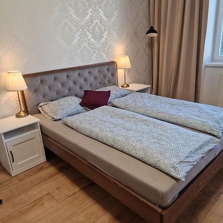 Old Town Apartment - 2 Bedrooms Pressburg Exterior foto